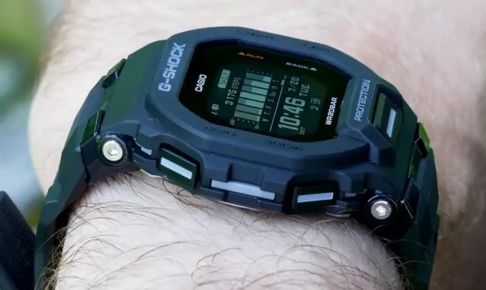 Mengatur jam digital G-Shock